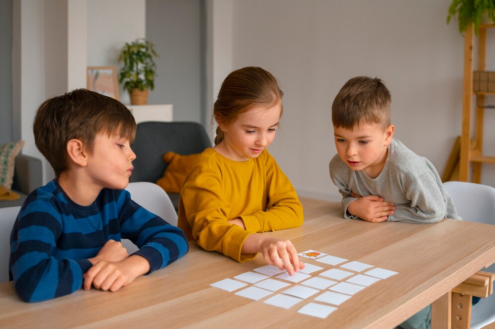 Did you know that every board game you play with your child can be a great example of a growth mindset game? In these games, players experience both wins and losses, but the only path to success is to keep trying.