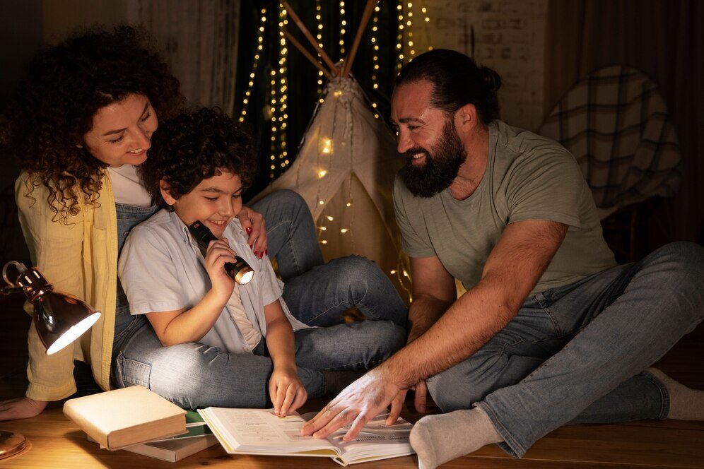 Storytime Theater: Have kids act out scenes from their favorite holiday books.
